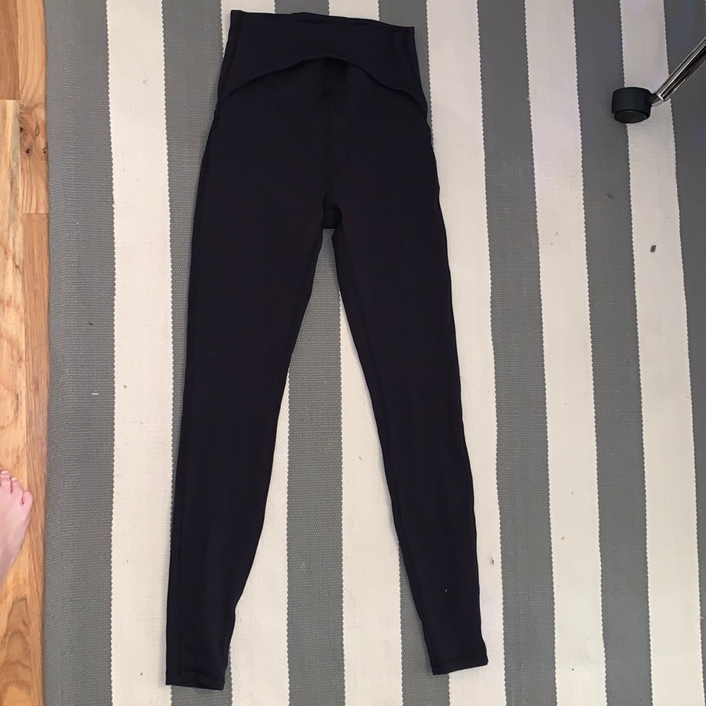 Black lululemon leggings